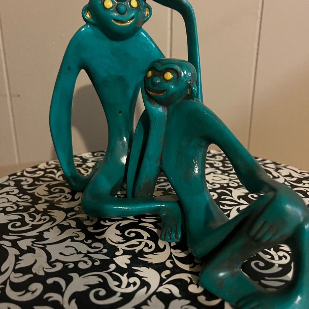 Vintage MCM Teal/Green Thinking Monkeys, super cute! No chips.